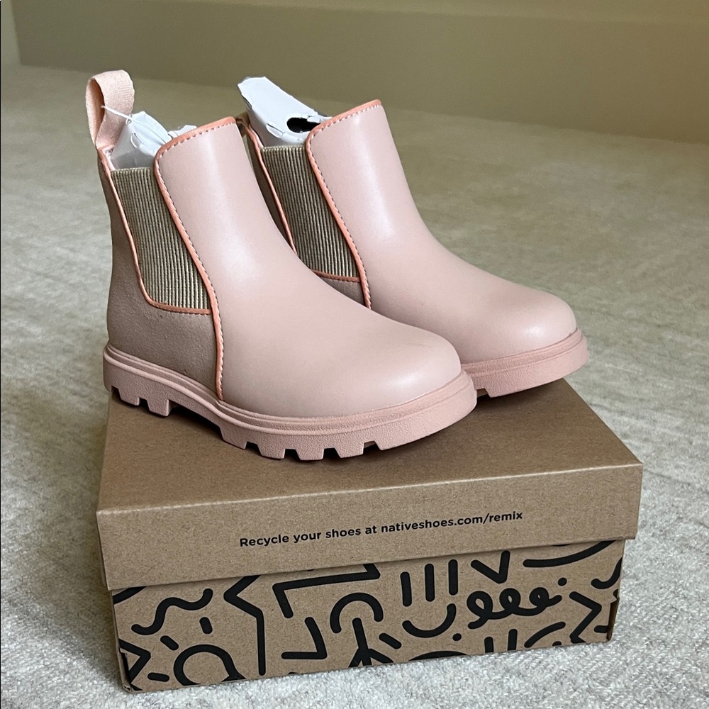 Native Shoes Kids Boots in Blush - New in Box